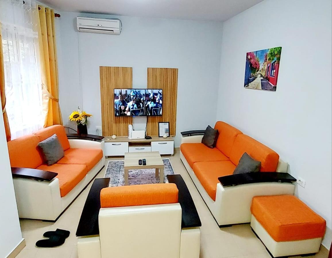 Apartment Skanderbeg Square Tirana
